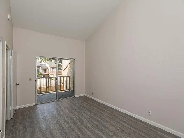 784 Seawind Way #784 — Photo 23