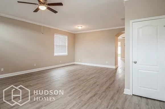 561 Breezy Oak Way — Photo 6