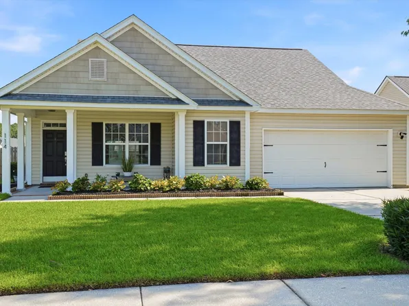114 Cannonsmill Ln, Summerville, SC 29485