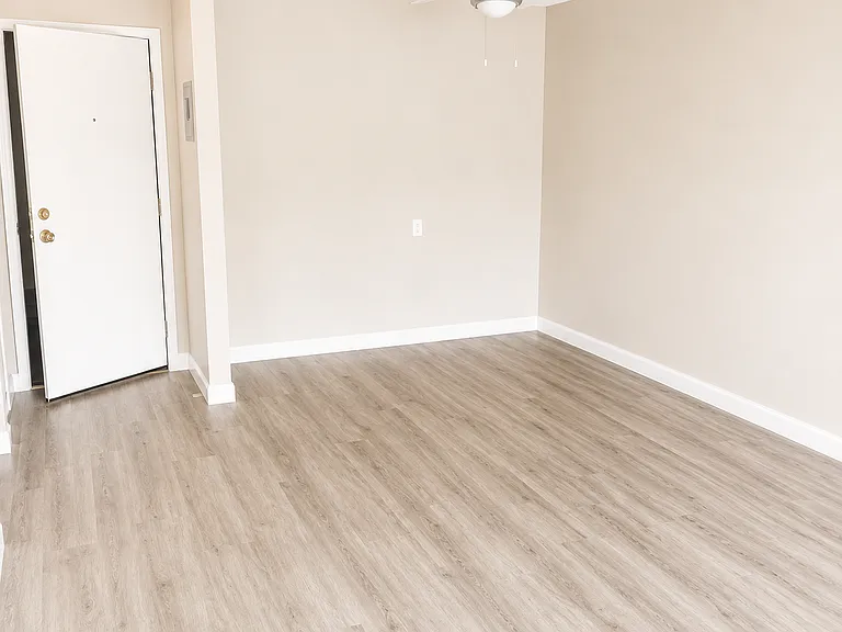 5002 Black Gold Dr — Photo 2