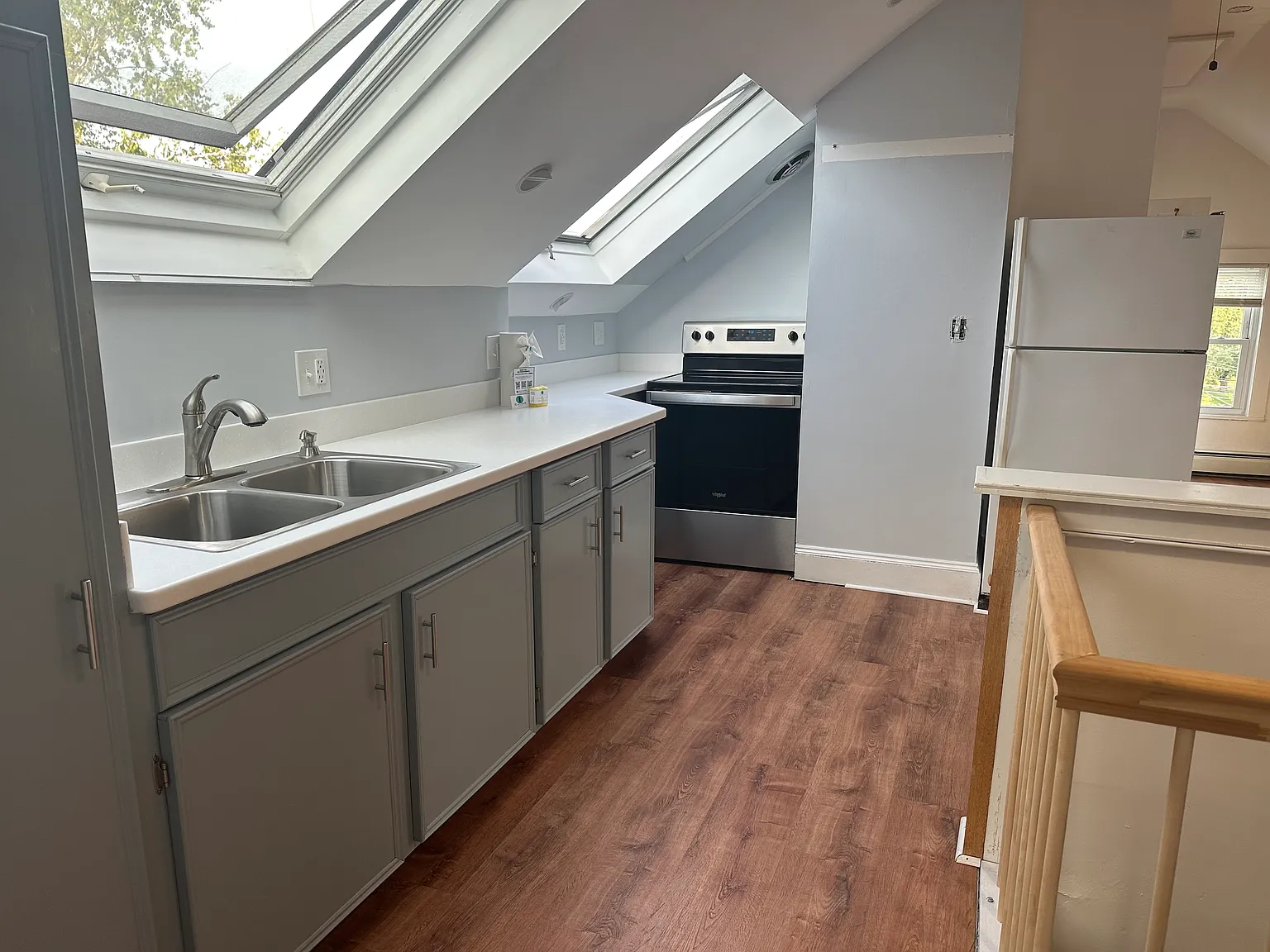 1 bed, 820 sqft, $2,000 — Photo 3