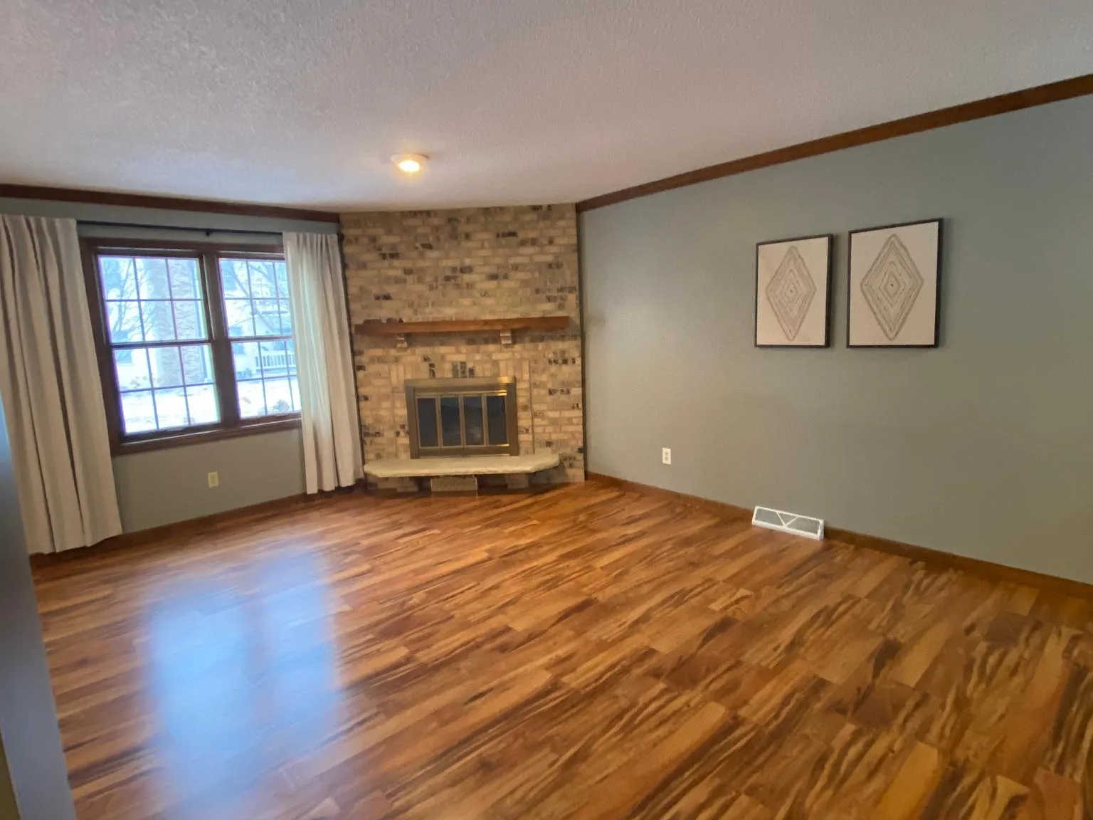 4296 Oakmede Ln — Photo 2