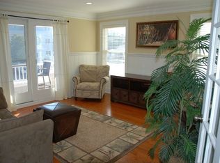 1410 S Beach Ave, Beach Haven, NJ 08008