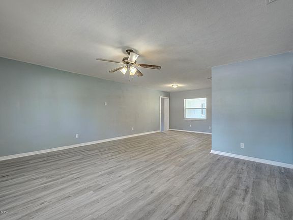 5th image of 3832 Sudbury Ave