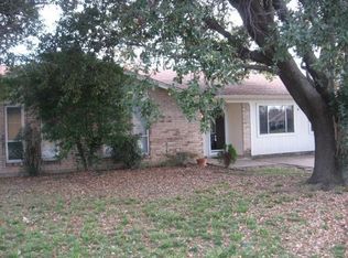 7904 Harwood Rd, North Richland Hills, TX 76180