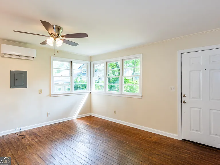 1318 Elizabeth Ln #B — Photo 5