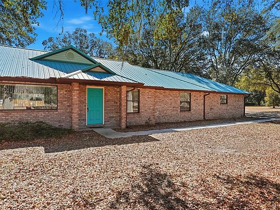 5th image of 534 SW Thorne Ln