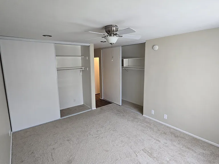 510 S Mariposa Ave #205 — Photo 16