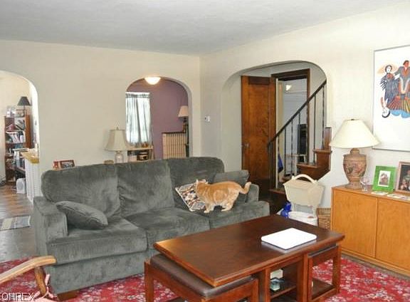 5th image of 601 Vinita Ave