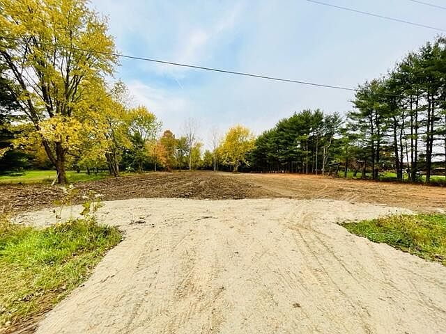 2nd image of 11201 Stoudertown Rd NW
