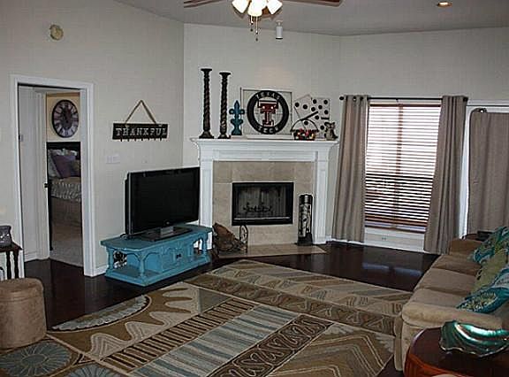 4th image of 2217 Ashwood Ct