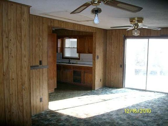 4th image of 6451 Oak Dr