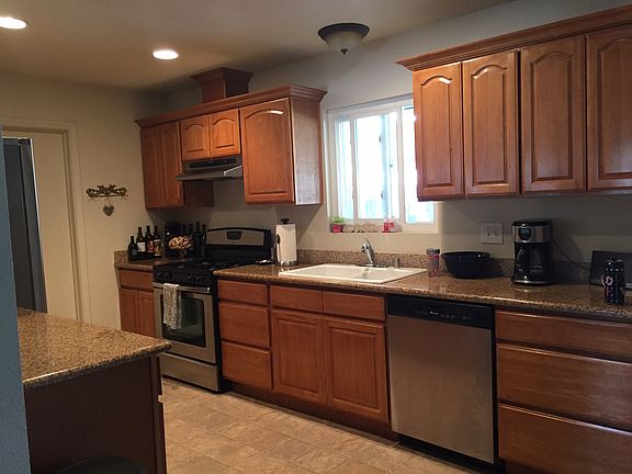 2nd image of 447 Jullien Dr