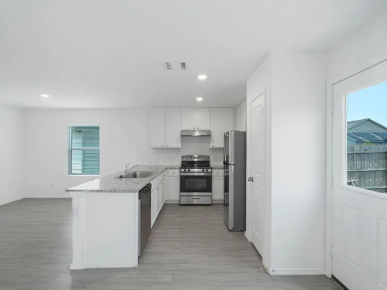 4239 Revetment Way — Photo 6