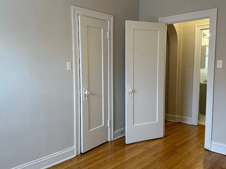 1637 W Estes Ave #2A — Photo 10