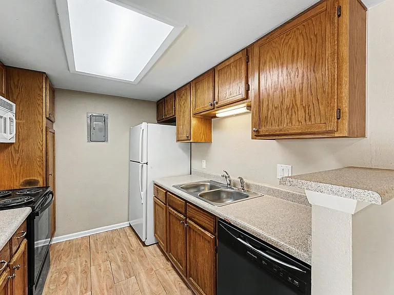 902 S Walden St #208 — Photo 7