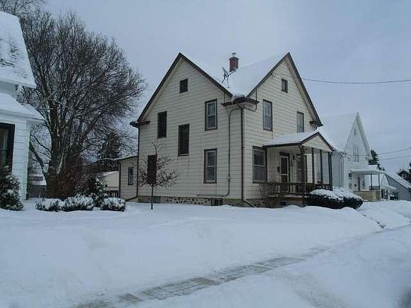2nd image of N89W16280 Cleveland Ave