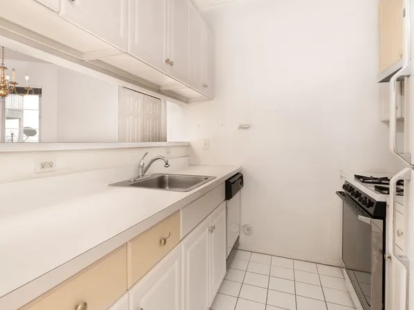 119 Cottonwood Street image 5 of 15