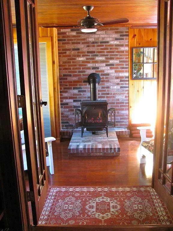 4 bed, 1718 sqft, $4,500 — Photo 3