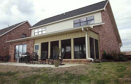 1st image of 1495 Keyser Ave
