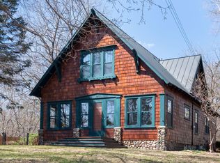 300 Blake Rd S, Edina, MN 55343