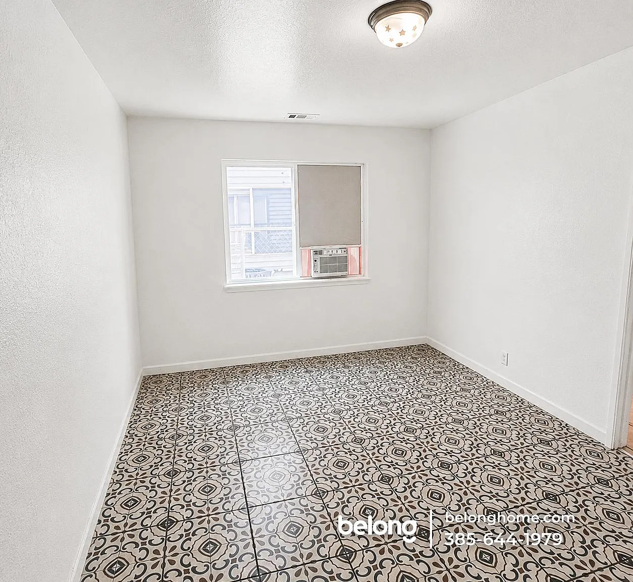 2 bed, 1.0 bath, 900 sqft, $1,145 — Photo 2