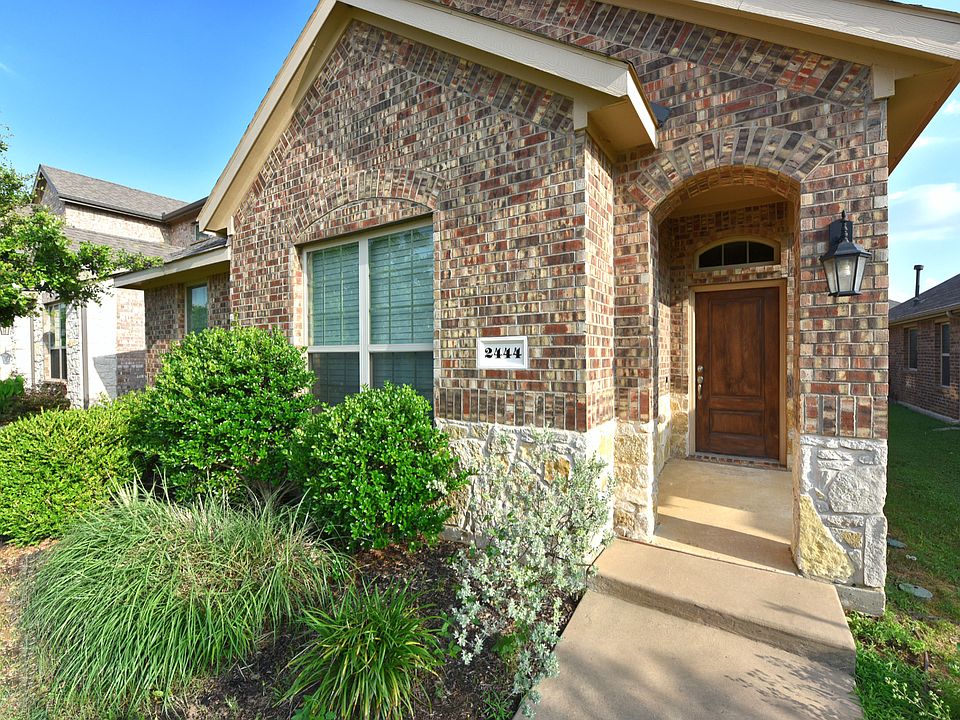 1st image of 2444 Opaline Dr