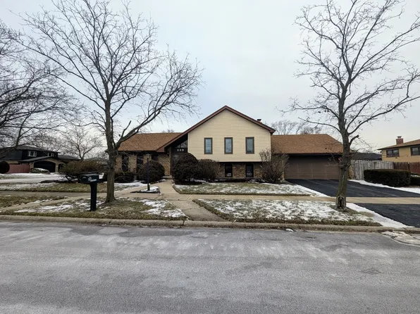 339 S Dorchester Ave, Glenwood, IL 60425