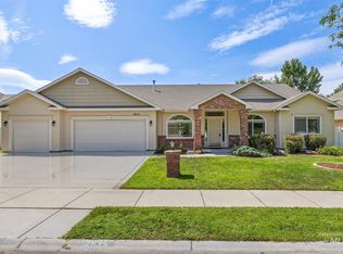 2635 S Beartooth Way, Meridian, ID 83642