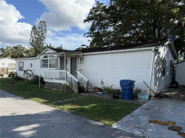 19800 SW 180th Ave Lot 144, Miami, FL 33187