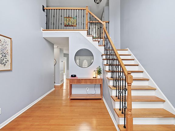 2nd image of 4029 Barnard Dr