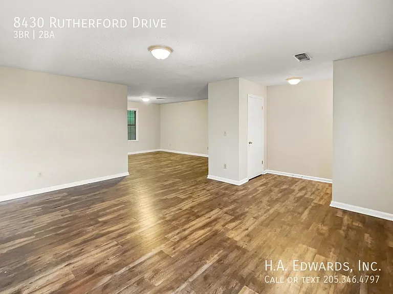 8430 Rutherford Dr — Photo 10
