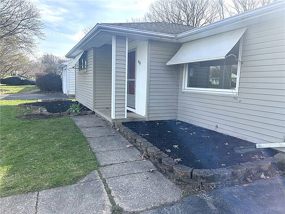 4th image of 99 Howedale Dr