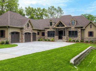 60 Fox Lndg, Waukee, IA 50263