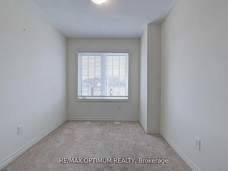11 Autumnwood Ave #6 — Photo 18