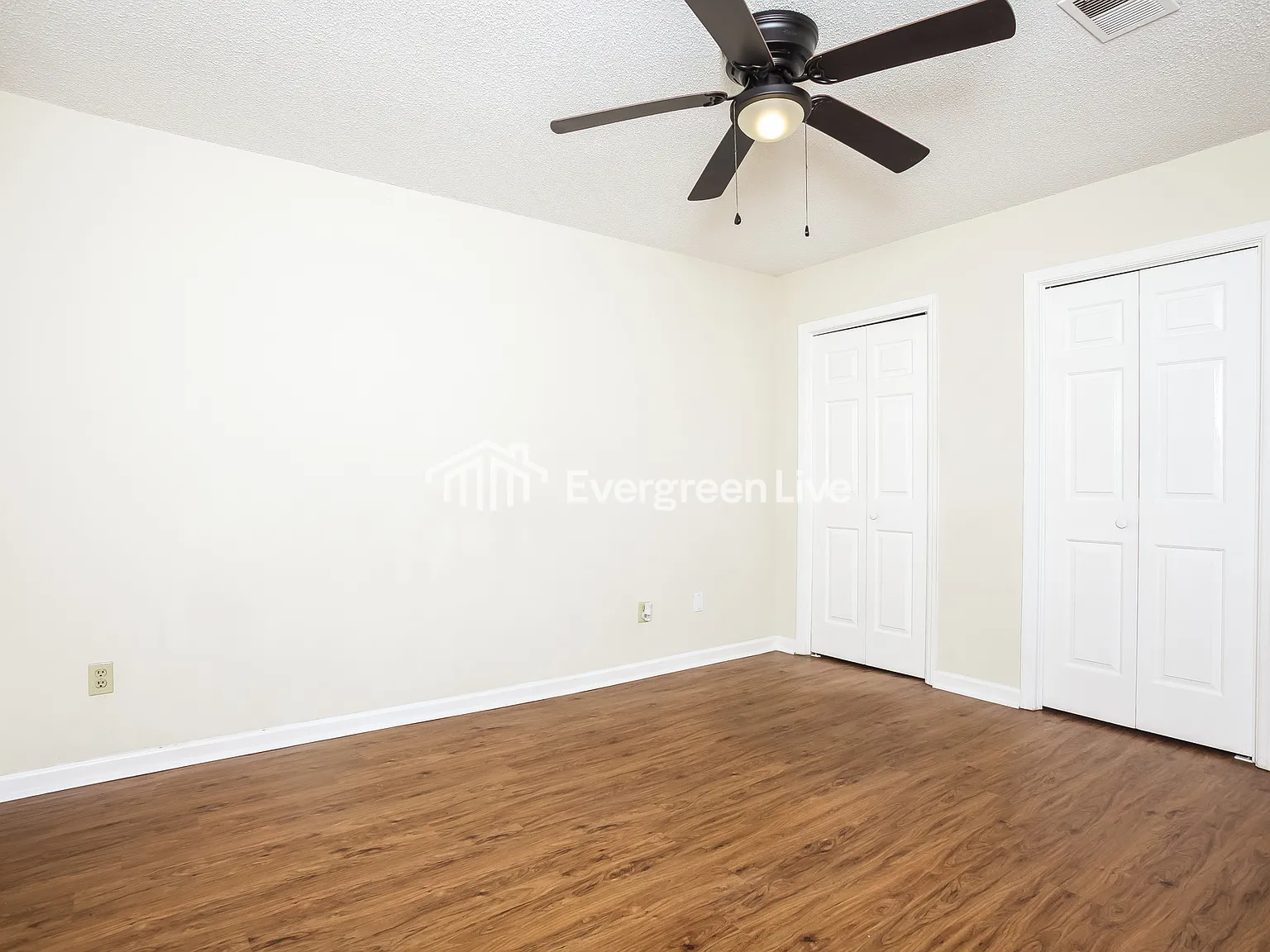 3 bed, 2.0 bath, 1316 sqft, $1,495 — Photo 1