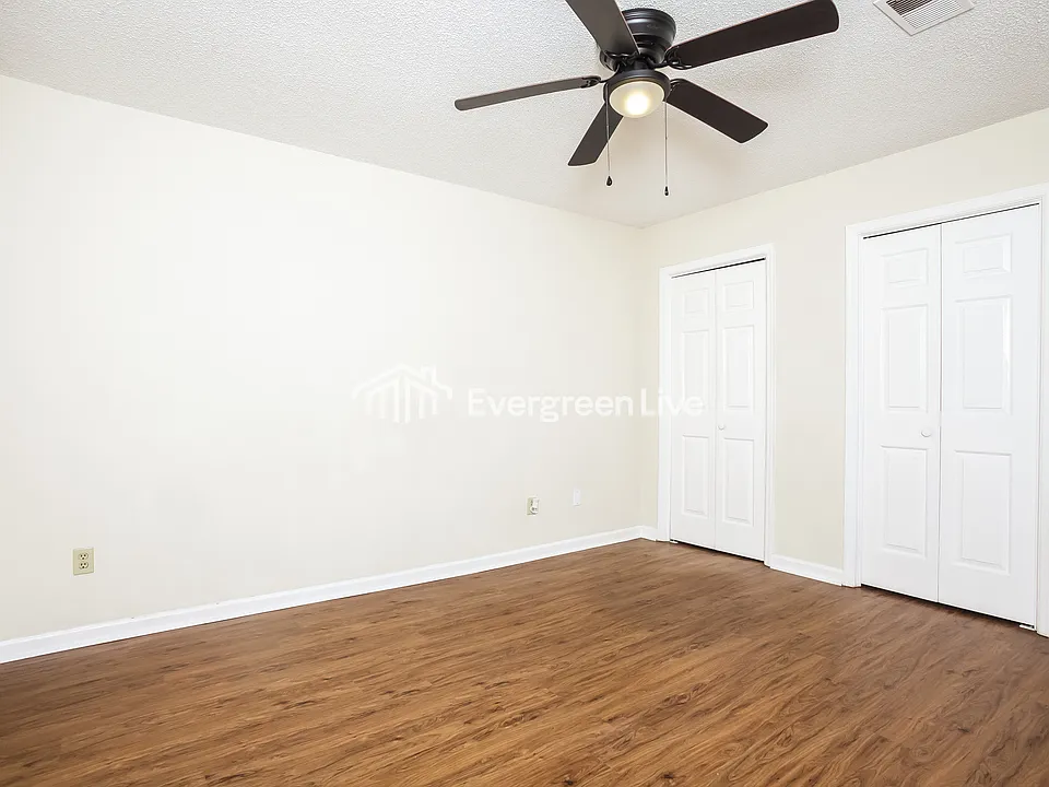 116 Pear Tree Cir