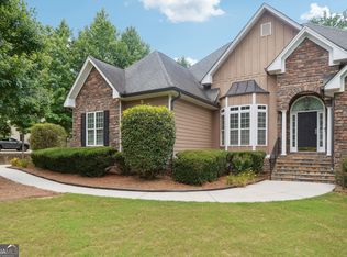 132 Wills Run Dr, Senoia, GA 30276
