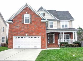 602 Gravel Brook Ct, Cary, NC 27519