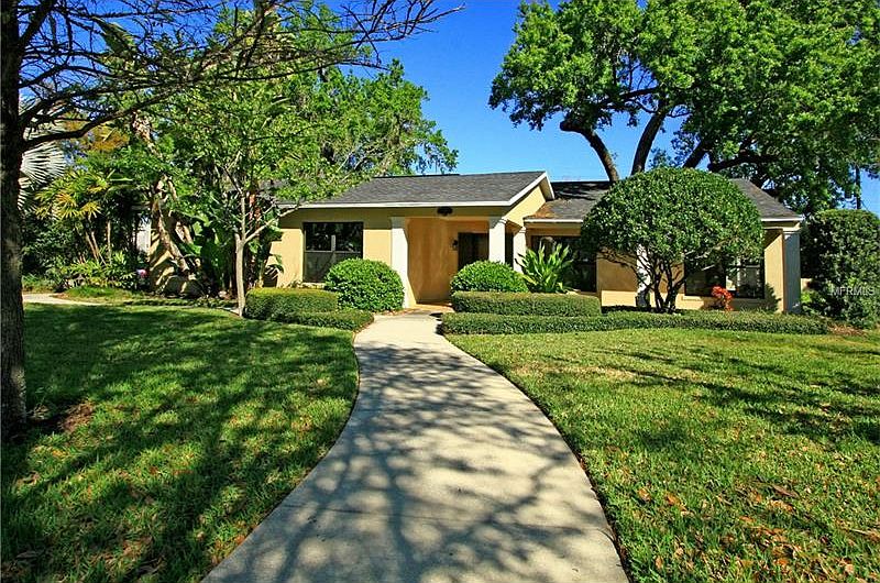 1st image of 1215 Country Club Dr