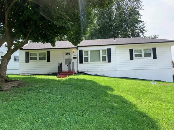 9871 Eastdell Dr, Saint Louis, MO 63136