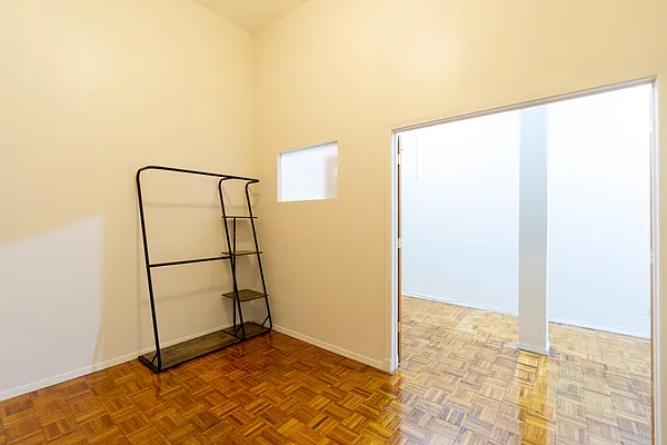 Rented by City Connections Realty | media 27