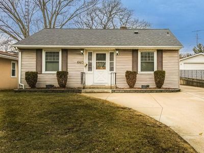 6410 39th AVENUE, Kenosha, WI, 53142