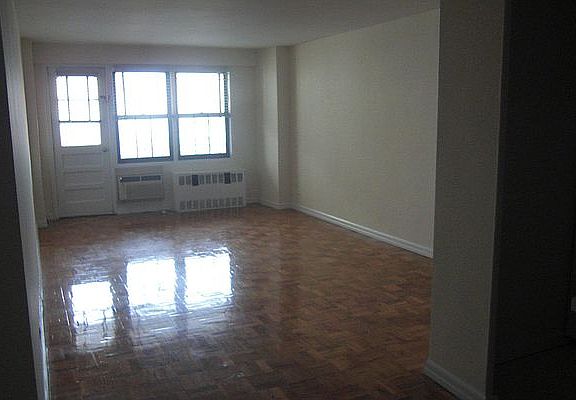 2nd image of 12360 83rd Ave APT 8C