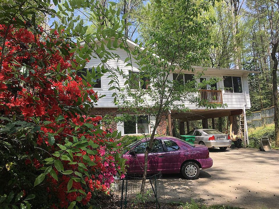 2nd image of 1120 McConnell Dr