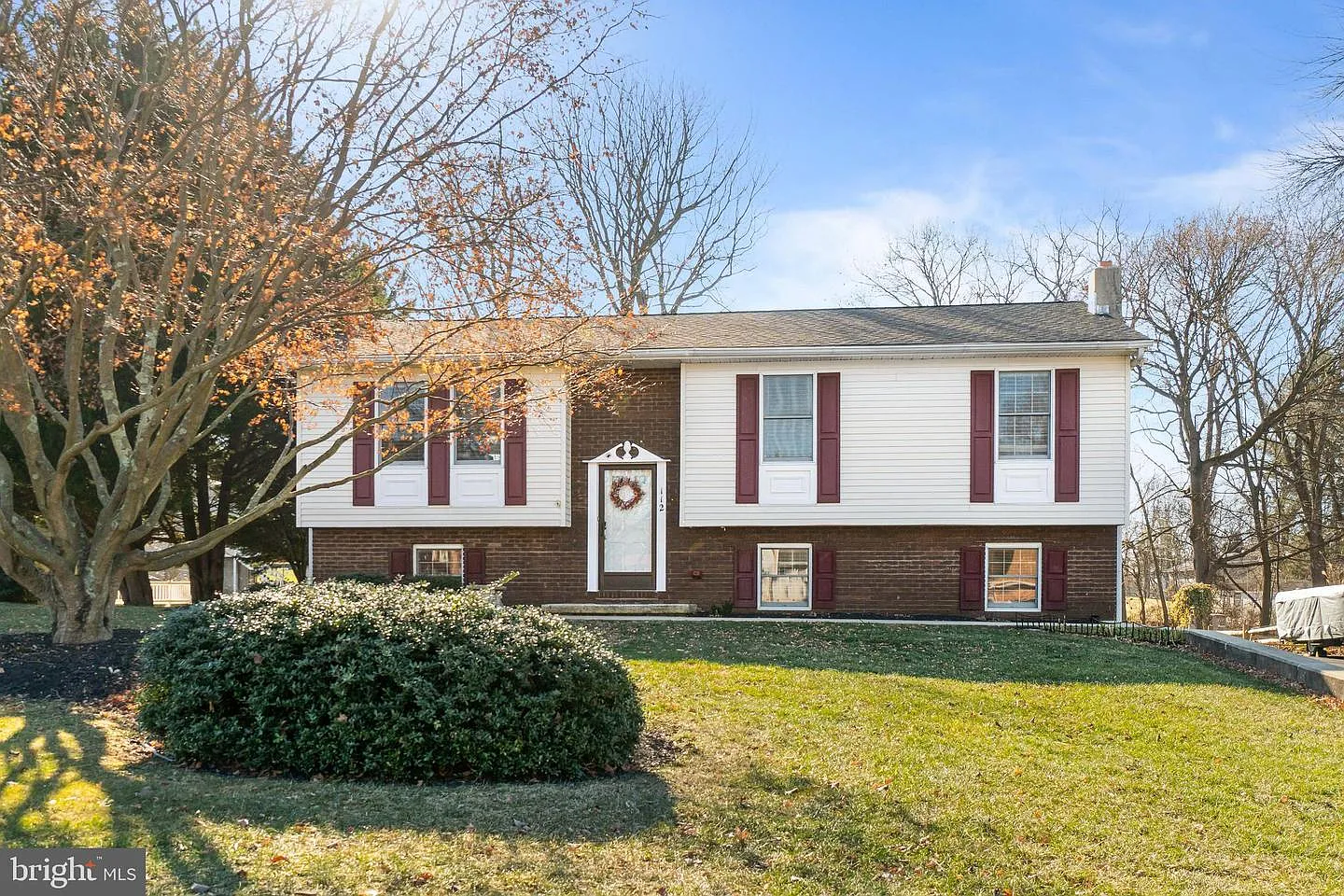 112 Creswell Ave photo 1