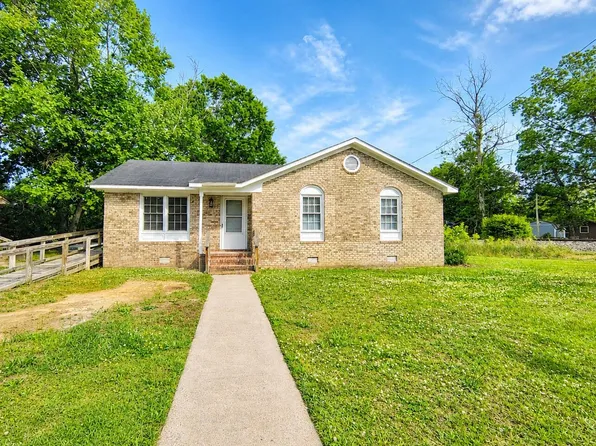 3649 S Walnut Street, Farmville, NC 27828