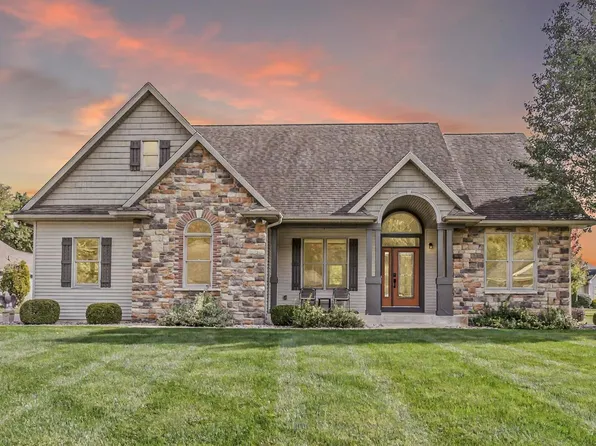 51542 Copperfield Rdg, Granger, IN 46530