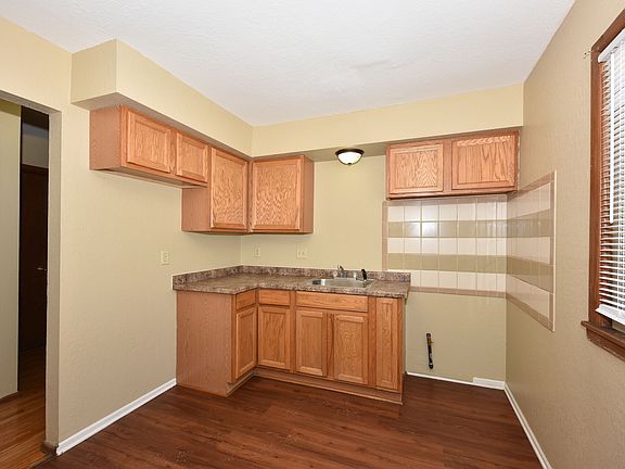 2nd image of 4507A W Villard Ave