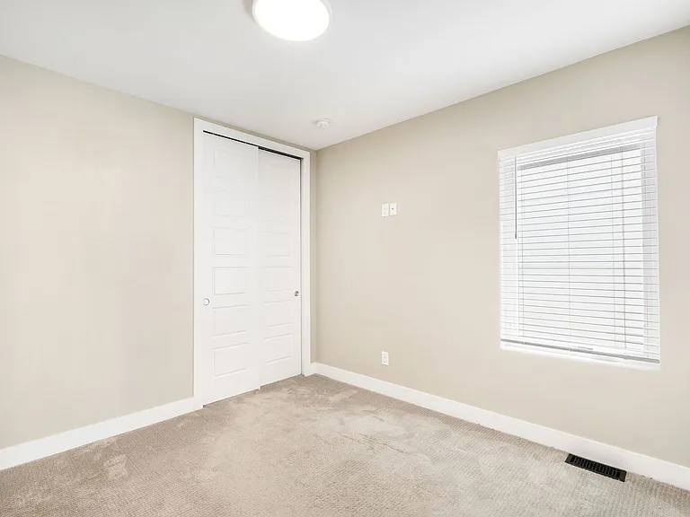 1751 W 40th Ave — Photo 25